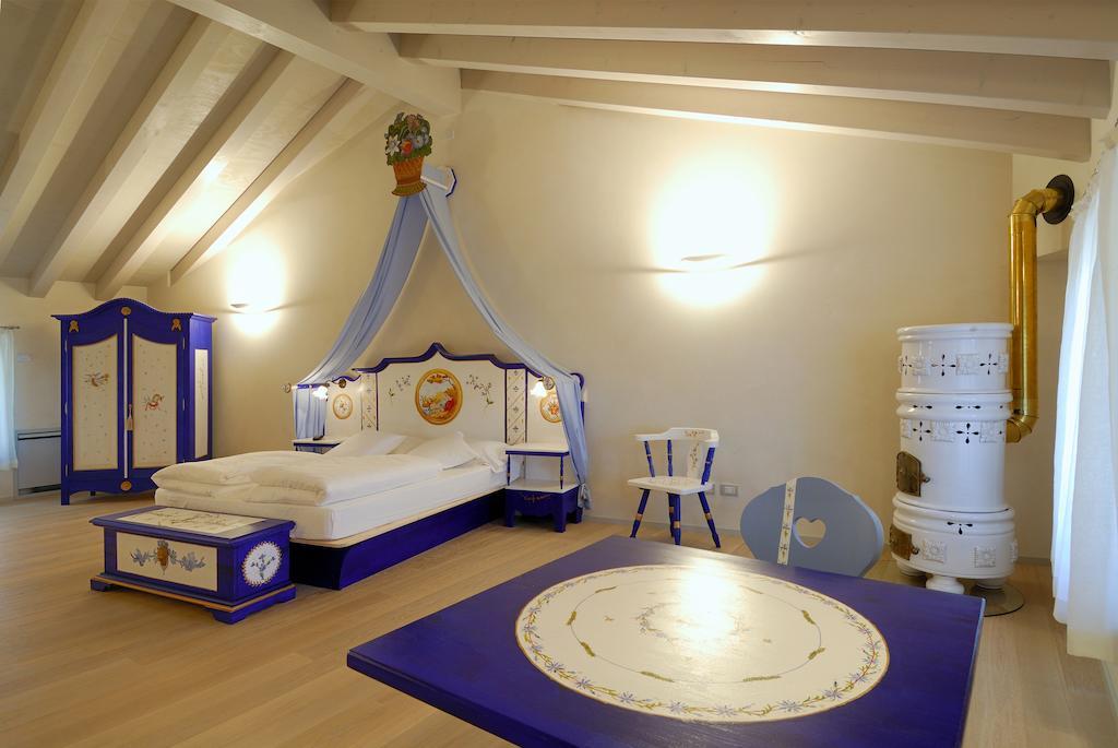 La Locanda Del Grop Tavagnacco Habitación foto